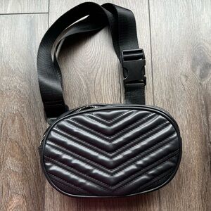 Crossbody black bag H&M